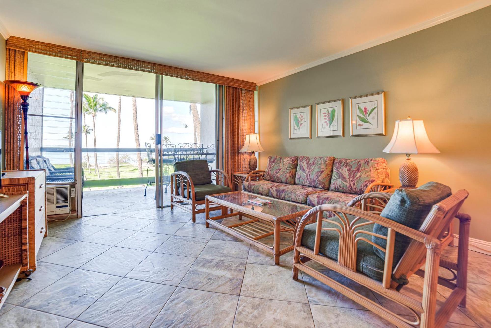 Beachside Vacation With Stunning Views! Apartment Kihei